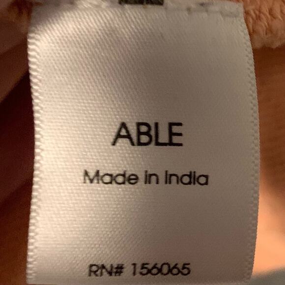 ABLE Women's Cropped Fleece Sweatshirt Size S Apricot Orange Pastel Athleisure - Picture 5 of 6